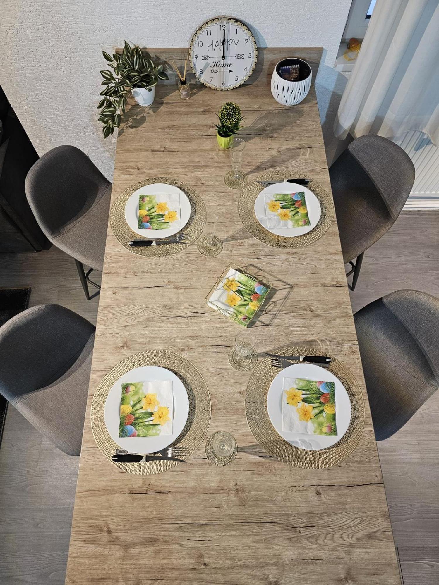Mona Central Apartment Vajdahunyad Kültér fotó