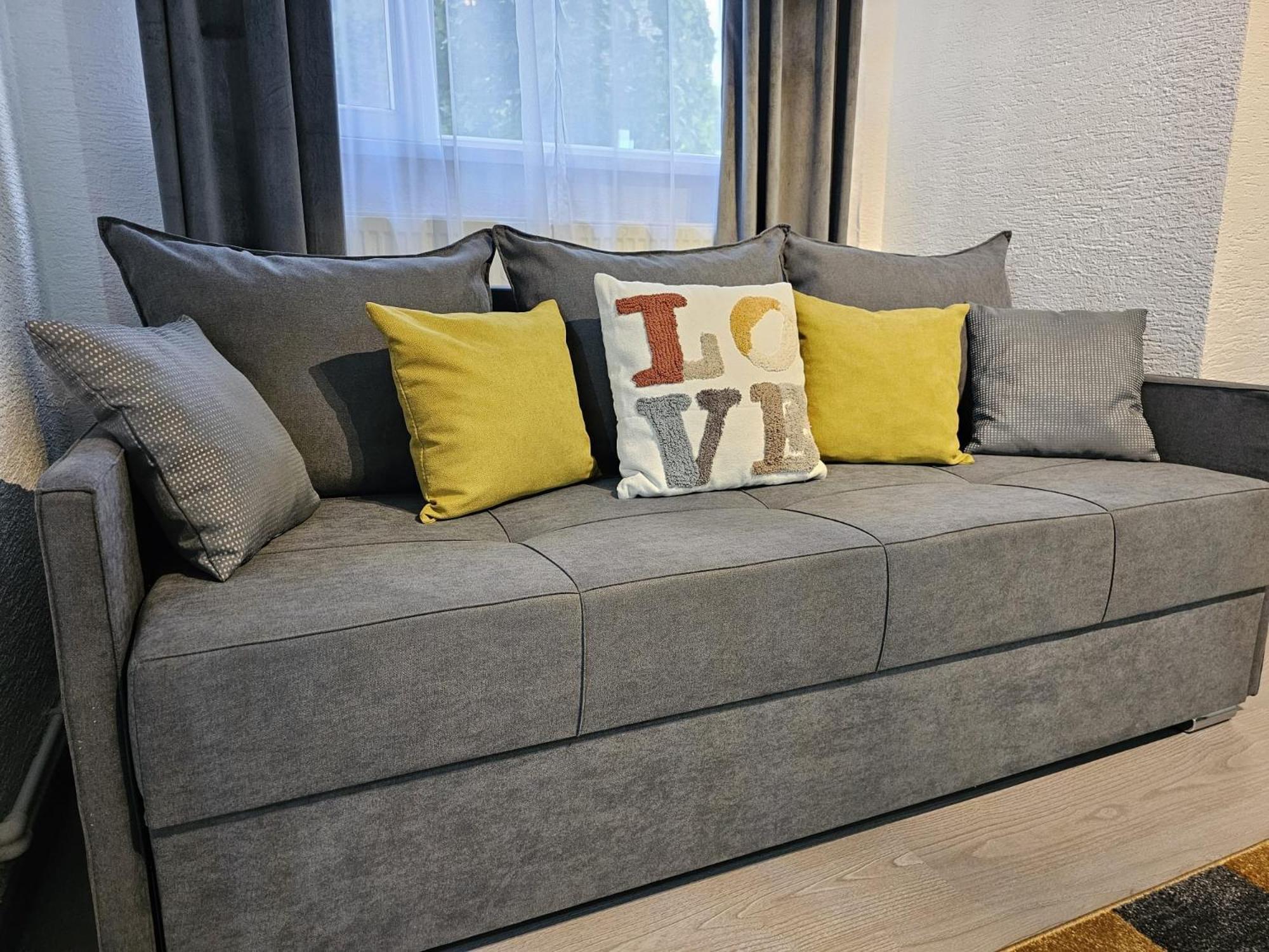 Mona Central Apartment Vajdahunyad Kültér fotó